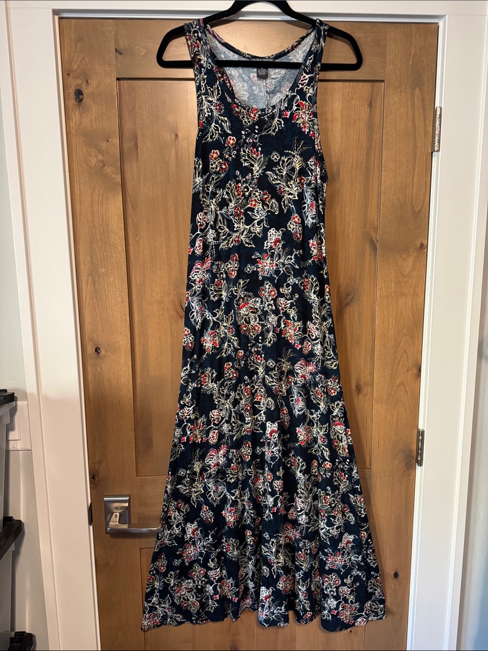 Chelsea & Theodore T Back Long Maxi Dress Womens M scoop neck Boho summer dress